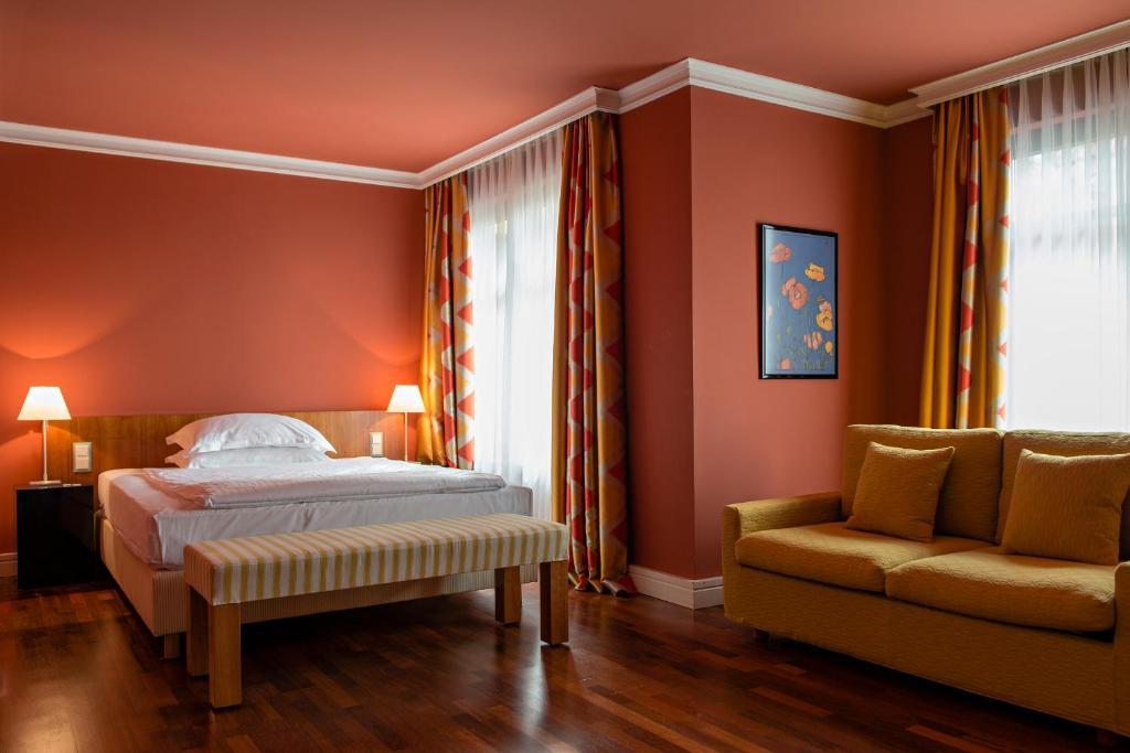 Zeller-Hotel+Restaurant Kahl am Main Phòng bức ảnh